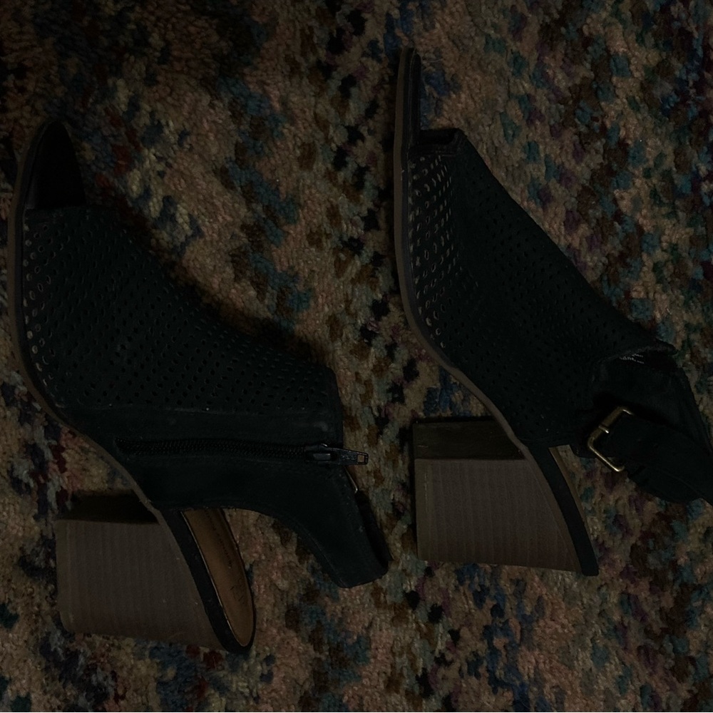 Time and Tru Black Heeled Boots
